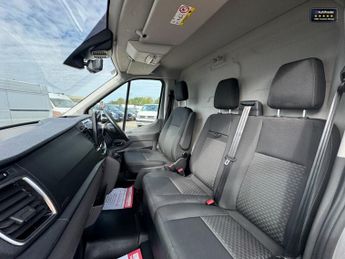 Ford Transit AUTO LWB L3H2 Medium Roof 350 Limited Air Con Cam Nav Sensors SE