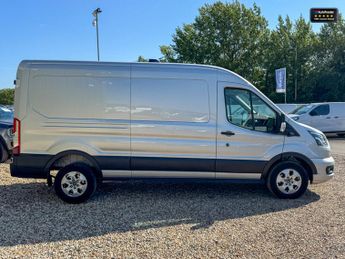 Ford Transit AUTO LWB L3H2 Medium Roof 350 Limited Air Con Cam Nav Sensors SE