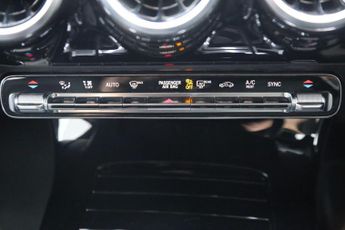 Mercedes-Benz A Class 1.3 A200 Sport (Executive) 7G-DCT Euro 6 (s/s) 5dr