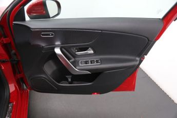 Mercedes-Benz A Class 1.3 A200 Sport (Executive) 7G-DCT Euro 6 (s/s) 5dr