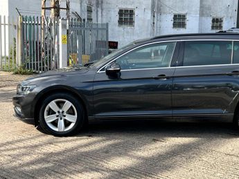 Volkswagen Passat 1.6 TDI SE Nav DSG Euro 6 (s/s) 5dr