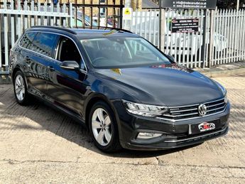 Volkswagen Passat 1.6 TDI SE Nav DSG Euro 6 (s/s) 5dr