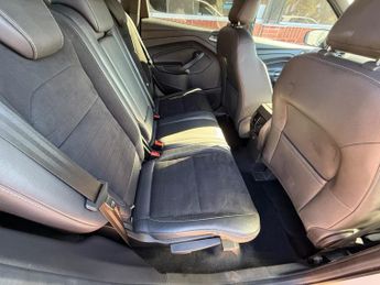 Ford Kuga 1.5 TDCi ST-Line Powershift Euro 6 (s/s) 5dr