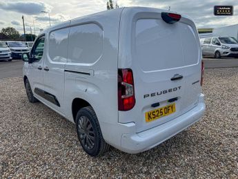 Peugeot Partner Bluehdi Asphalt L2