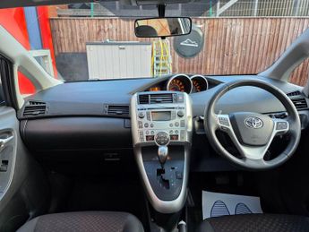 Toyota Verso TR D-CAT