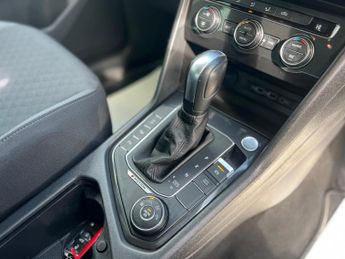 Volkswagen Tiguan 2.0 TDI Match DSG 4Motion Euro 6 (s/s) 5dr