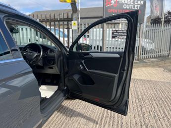 Volkswagen Tiguan 2.0 TDI Match DSG 4Motion Euro 6 (s/s) 5dr