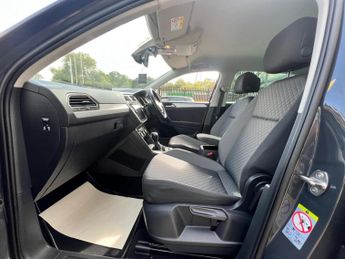 Volkswagen Tiguan 2.0 TDI Match DSG 4Motion Euro 6 (s/s) 5dr