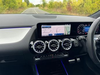 Mercedes-Benz GLA Class GLA 200 MHEV AMG Line Premium Auto Petrol PARKTRONIC/KEYLESS ENT