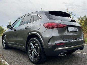 Mercedes-Benz GLA Class GLA 200 MHEV AMG Line Premium Auto Petrol PARKTRONIC/KEYLESS ENT