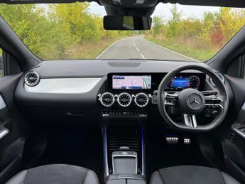 Mercedes-Benz GLA Class GLA 200 MHEV AMG Line Premium Auto Petrol PARKTRONIC/KEYLESS ENT