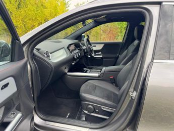 Mercedes-Benz GLA Class GLA 200 MHEV AMG Line Premium Auto Petrol PARKTRONIC/KEYLESS ENT