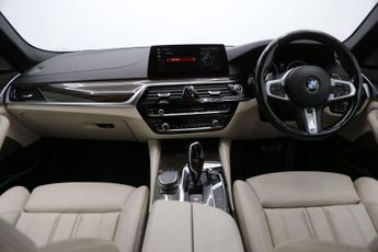 BMW 5 Series 2.0 520d M Sport Auto xDrive Euro 6 (s/s) 4dr
