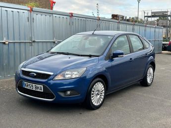Ford Focus TITANIUM 1 LADY OWNER FROM NEW