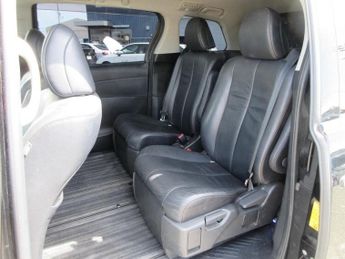 Toyota Estima 3.5 V6 AERAS LEATHER PACKAGE 4WD + 7 Seats