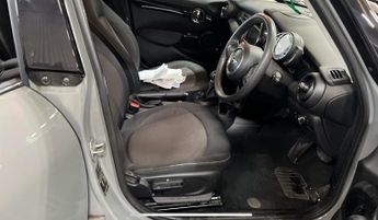 Mini Hatch 1.5 Cooper Auto Euro 6 (s/s) 5dr