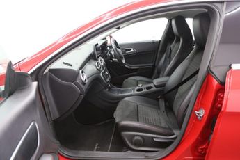 Mercedes-Benz CLA Class 1.6 CLA180 AMG Line Edition Coupe 7G-DCT Euro 6 (s/s) 4dr