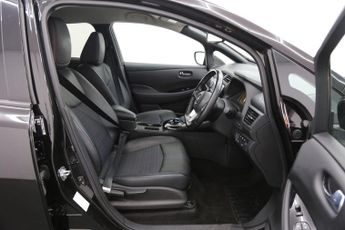 Nissan LEAF 40kWh N-Connecta Auto 5dr