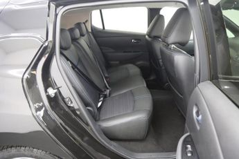 Nissan LEAF 40kWh N-Connecta Auto 5dr