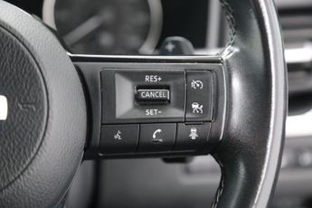 Nissan Qashqai 1.3 DIG-T MHEV Acenta Premium XTRON Euro 6 (s/s) 5dr