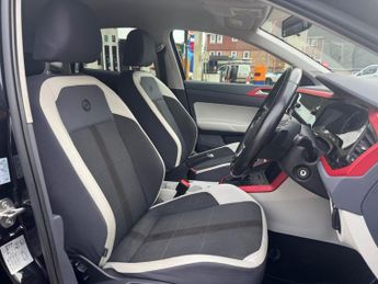 Volkswagen Polo 1.0 TSI BEATS DSG AUTOMATIC