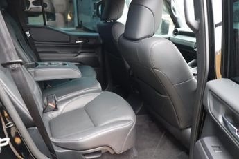 Toyota Land Cruiser 2026 x demo  HYBRID COMMERCIAL OEM REAR SEATS STYLED BY SEEKER