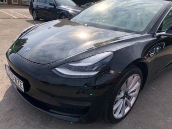 Tesla Model 3 LONG RANGE AWD 36,000 miles, 348 range, white vegan leather, 19i