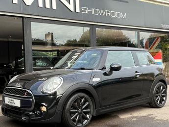 MINI Hatch Cooper S 2.0 Chili / Media XL 3 door + PRO SAT NAV + HEAD-UP DIS