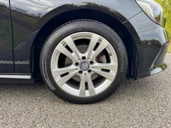 Mercedes-Benz A Class A180 Sport Premium Auto Petrol PARKTRONIC/CAMERA/SAT NAV