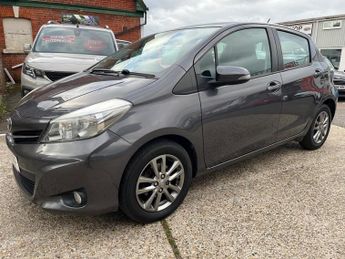 Toyota Yaris 1.33 VVT-I ICON PLUS
