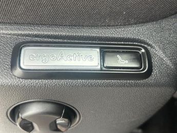 Volkswagen Tiguan 2.0 TDI SEL SUV 5dr Diesel DSG Euro 6 (s/s) (150 ps)