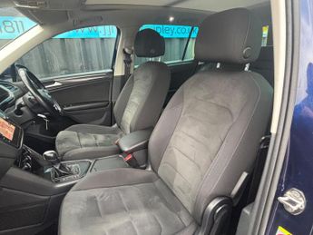 Volkswagen Tiguan 2.0 TDI SEL SUV 5dr Diesel DSG Euro 6 (s/s) (150 ps)