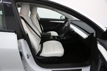 Tesla Model 3 (Dual Motor) Long Range Auto 4WDE 4dr