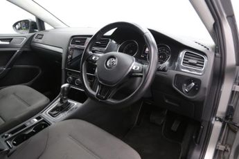 Volkswagen Golf 1.4 TSI BlueMotion Tech SE Nav DSG Euro 6 (s/s) 5dr