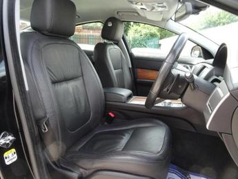 Jaguar XF V6 LUXURY