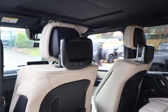 Mercedes-Benz G Series G 350 D 4MATIC with Full black pack upgraded wheels Huge spec 17