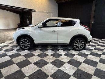 Nissan Juke 1.6 Tekna XTRON Euro 6 5dr