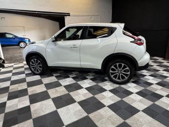 Nissan Juke 1.6 Tekna XTRON Euro 6 5dr