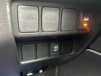 Nissan Qashqai 1.3 DIG-T Tekna Euro 6 (s/s) 5dr