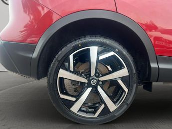 Nissan Qashqai 1.3 DIG-T Tekna Euro 6 (s/s) 5dr