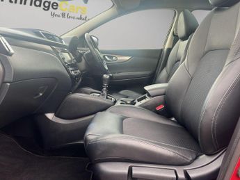 Nissan Qashqai 1.3 DIG-T Tekna Euro 6 (s/s) 5dr