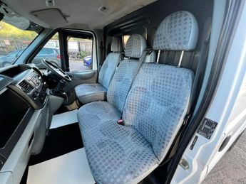 Ford Transit 2.2 TDCi 280 Duratorq FWD L1 H1 5dr
