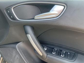 Audi A1 1.4 TFSI S line Sportback Euro 6 (s/s) 5dr (Nav)