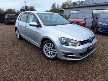Volkswagen Golf TDi 1.6 TDI BlueMotion Tech Match DSG Euro 5 (s/s) 5dr