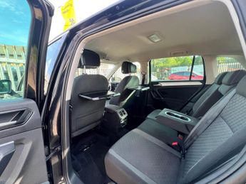 Volkswagen Tiguan 2.0 TDI BlueMotion Tech SE Navigation DSG 4Motion Euro 6 (s/s) 5