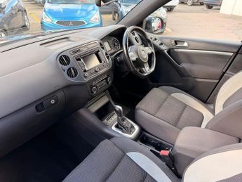 Volkswagen Tiguan R LINE TDI BLUEMOTION TECH 4MOTION DSG