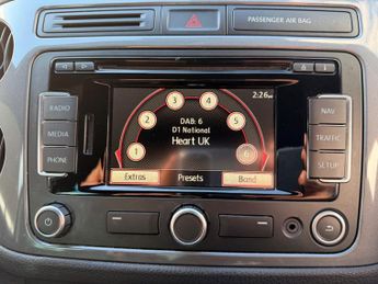 Volkswagen Tiguan R LINE TDI BLUEMOTION TECH 4MOTION DSG