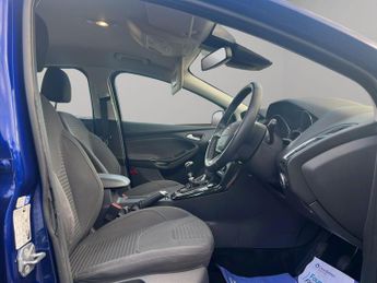 Ford Focus 1.0T EcoBoost Titanium Euro 6 (s/s) 5dr