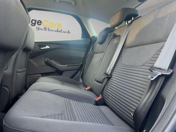 Ford Focus 1.0T EcoBoost Titanium Euro 6 (s/s) 5dr