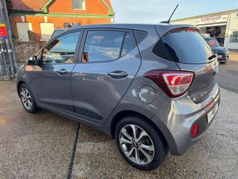 Hyundai i10 PREMIUM SE